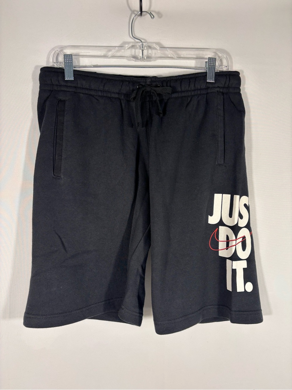 NWT Nike Just Do It Fleece Shorts Mens Black Swoosh Graphic Medium